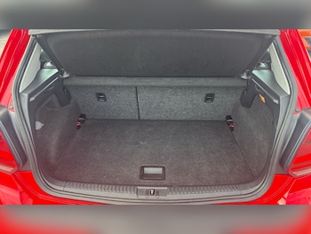 Used Volkswagen Polo 2015 for sale - 79081712: Photo