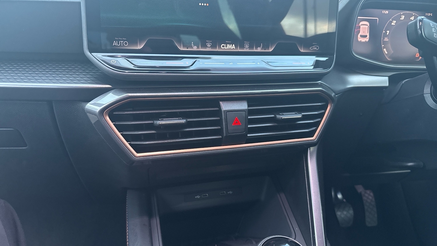 Used Cupra Leon 2025 for sale - 77643629: Photo 13