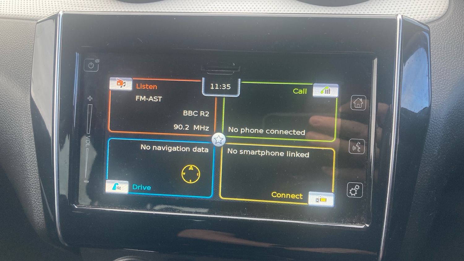 Used Suzuki Swift 2021 for sale - 76959790: Photo 12