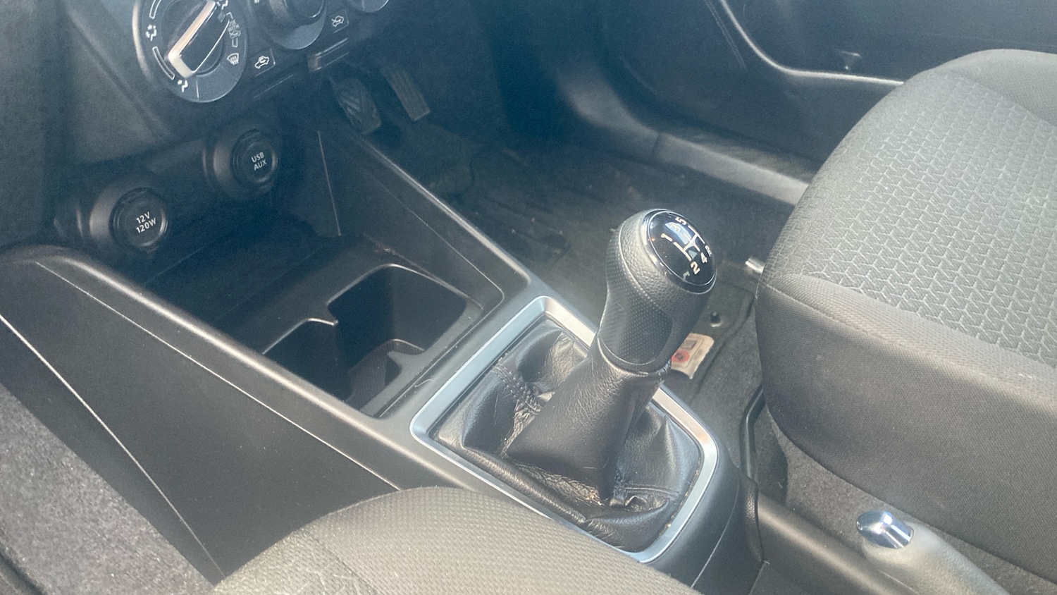 Used Suzuki Swift 2021 for sale - 76959790: Photo 13