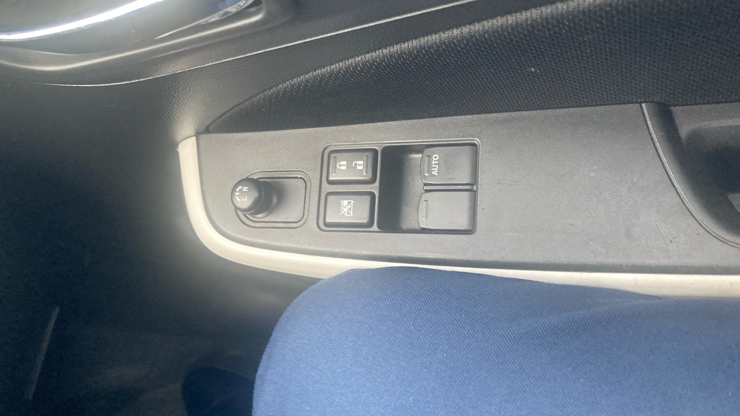 Used Suzuki Swift 2021 for sale - 76959790: Photo 33