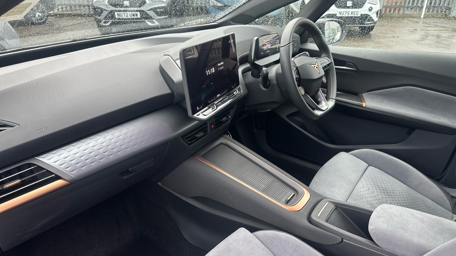 Used Cupra Born 2025 for sale - 76426260: Photo 2