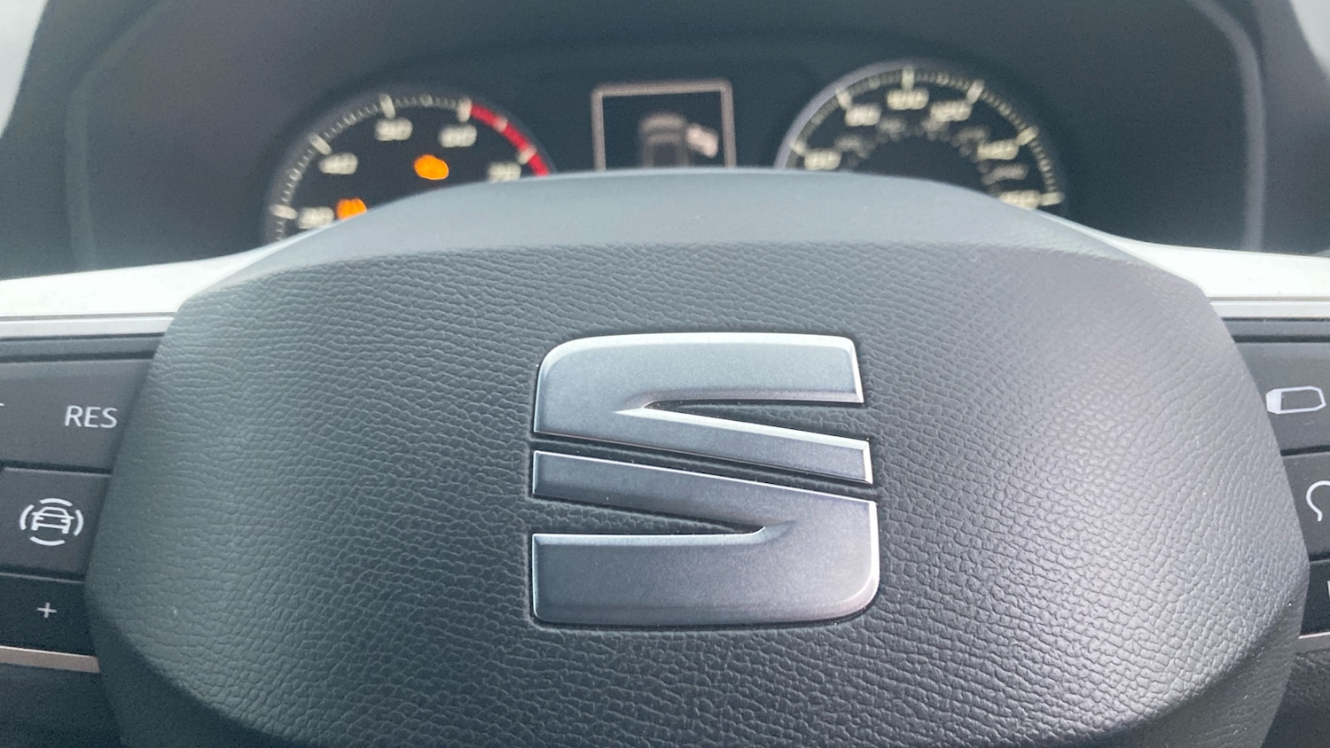 Used SEAT Leon 2022 for sale - 76649949: Photo 33