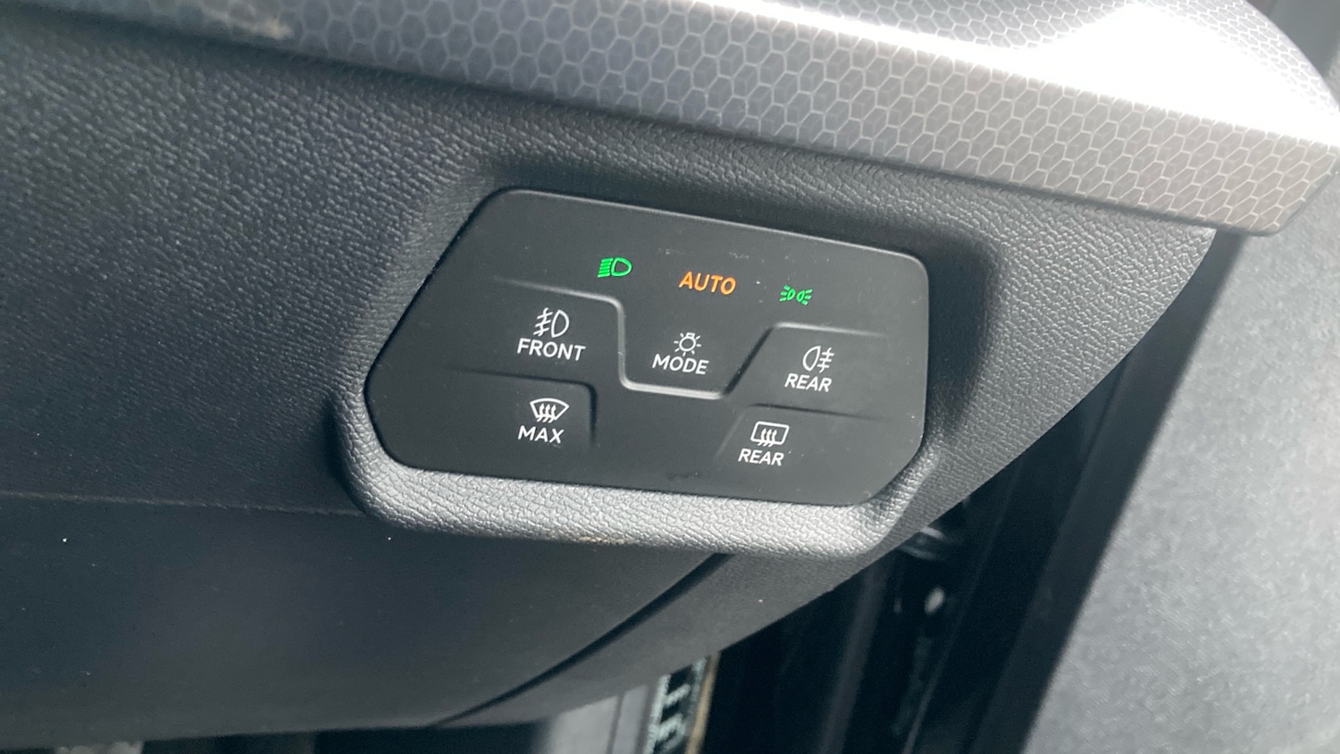 Used SEAT Leon 2022 for sale - 76649949: Photo 35