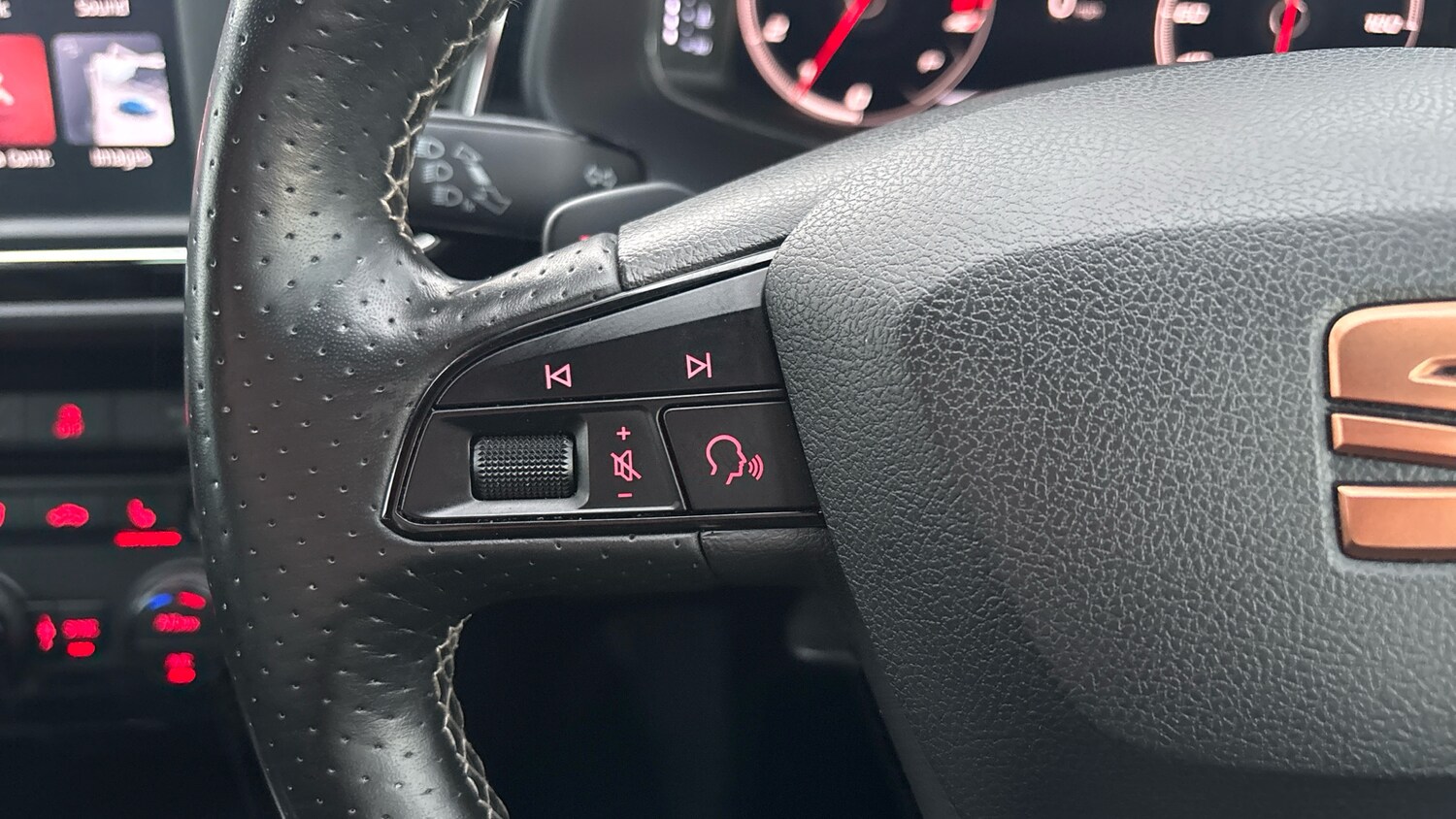 Used SEAT Leon 2019 for sale - 77462356: Photo 40