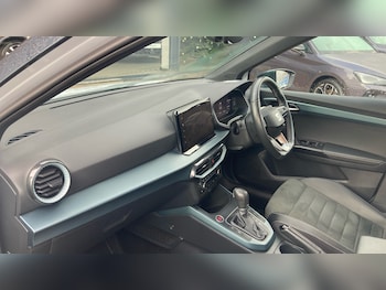 Used SEAT Arona 2023 for sale - 76723029: Photo