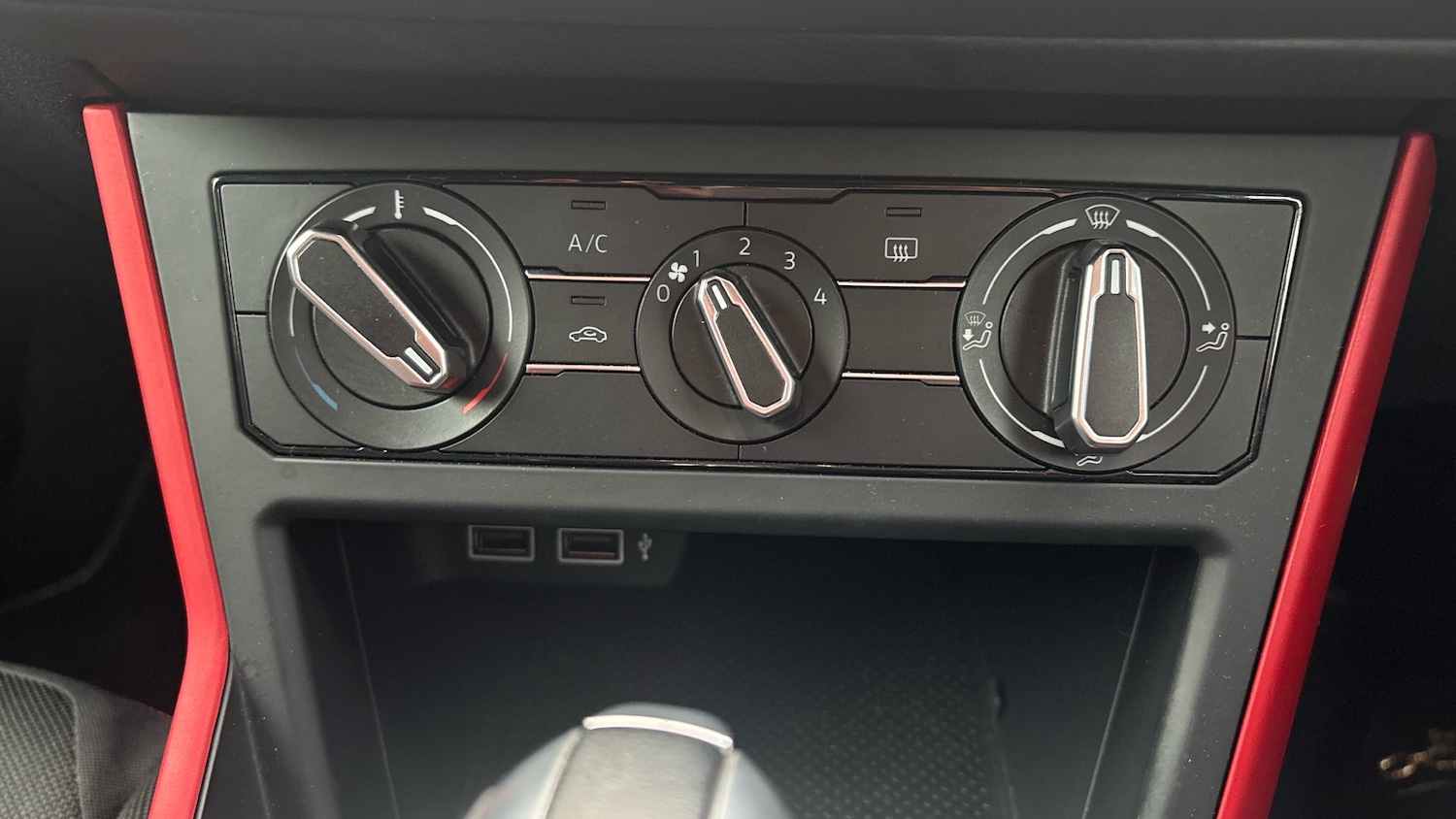 Used Volkswagen Polo 2019 for sale - 77270720: Photo 41