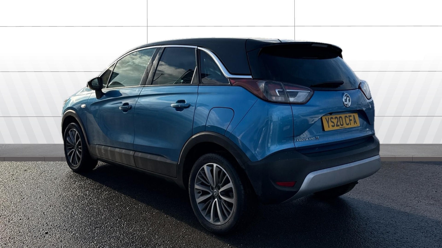 Used Vauxhall Crossland X 2020 for sale - 76782540: Photo 2