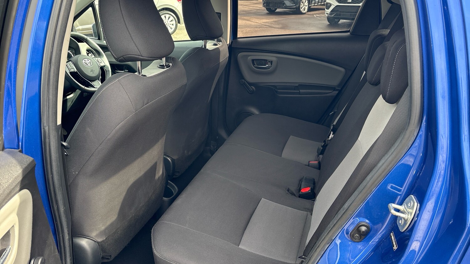 Used Toyota Yaris 2018 for sale - 77690605: Photo 16