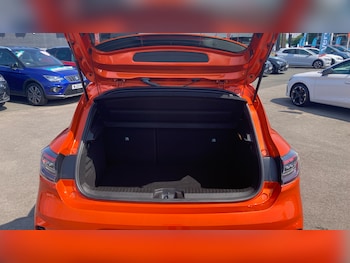 Used Renault Clio 2025 for sale - 79275098: Photo