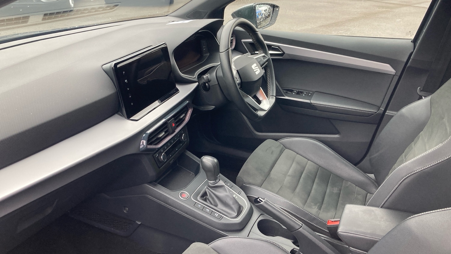 Used SEAT Ibiza 2023 for sale - 76663618: Photo 2