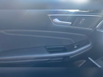 Used Ford S-Max 2019 for sale - 79511940: Photo