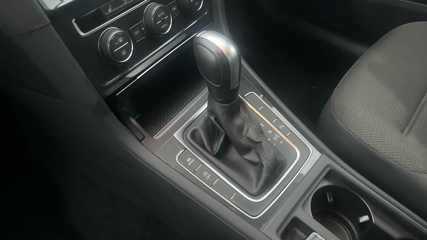 Used Volkswagen Golf 2020 for sale - 77516319: Photo 13