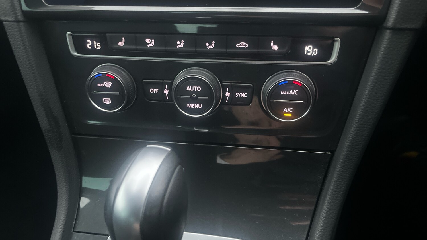 Used Volkswagen Golf 2020 for sale - 77516319: Photo 35