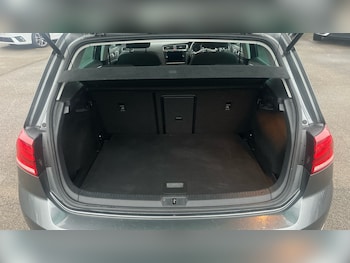 Used Volkswagen Golf 2020 for sale - 77516319: Photo