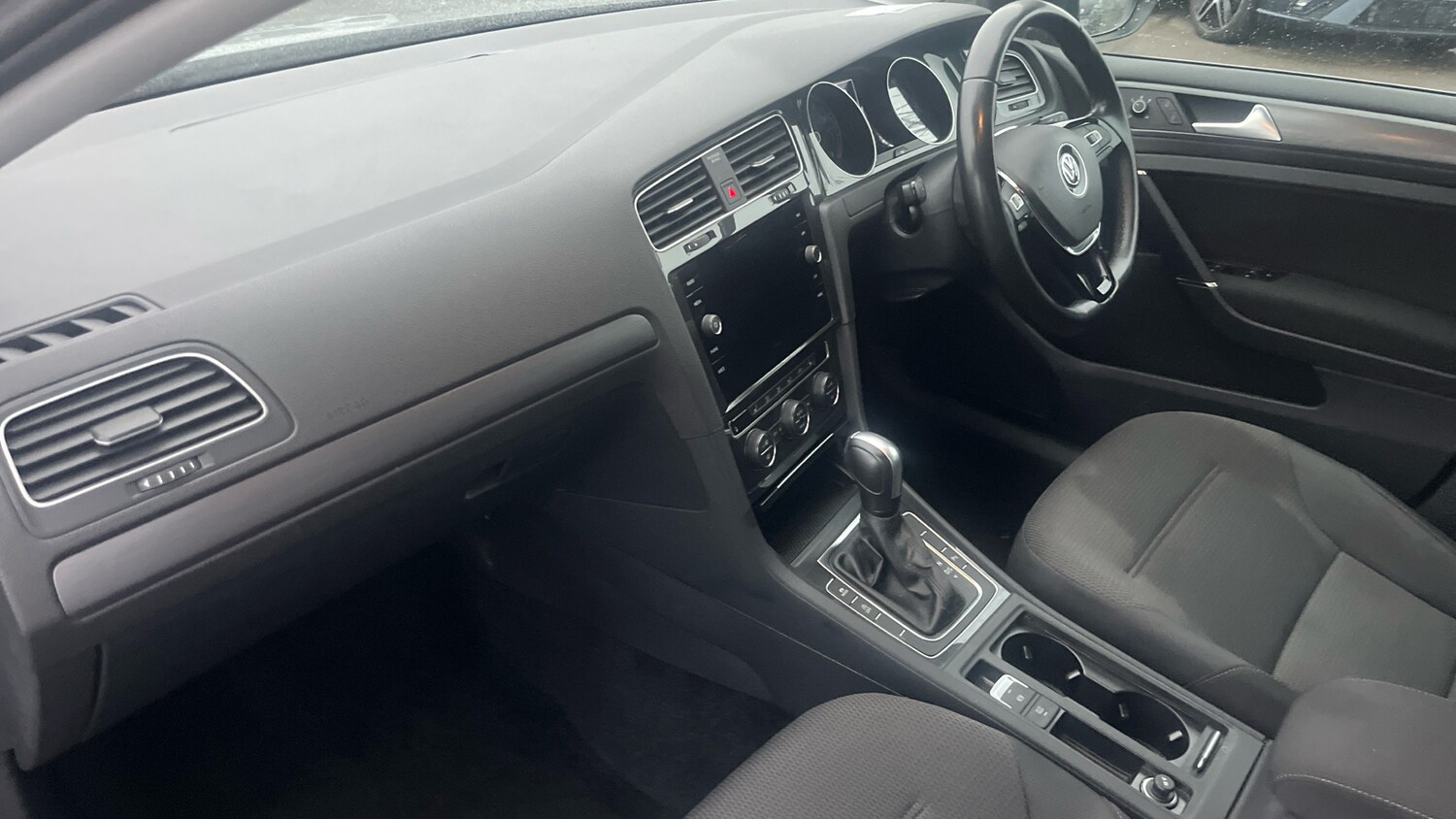 Used Volkswagen Golf 2020 for sale - 77516319: Photo 9