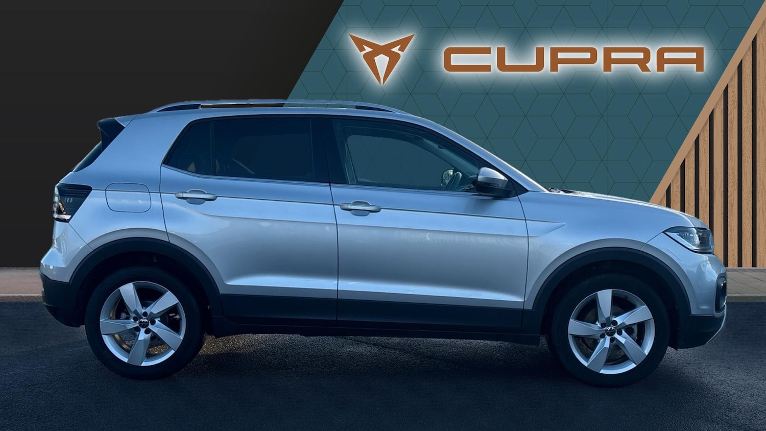 Used Volkswagen T-Cross 2023 for sale - 76777205: Photo 4