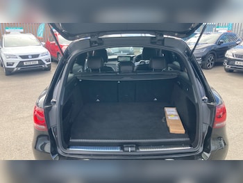 Used Mercedes-Benz GLC 2021 for sale - 78354083: Photo