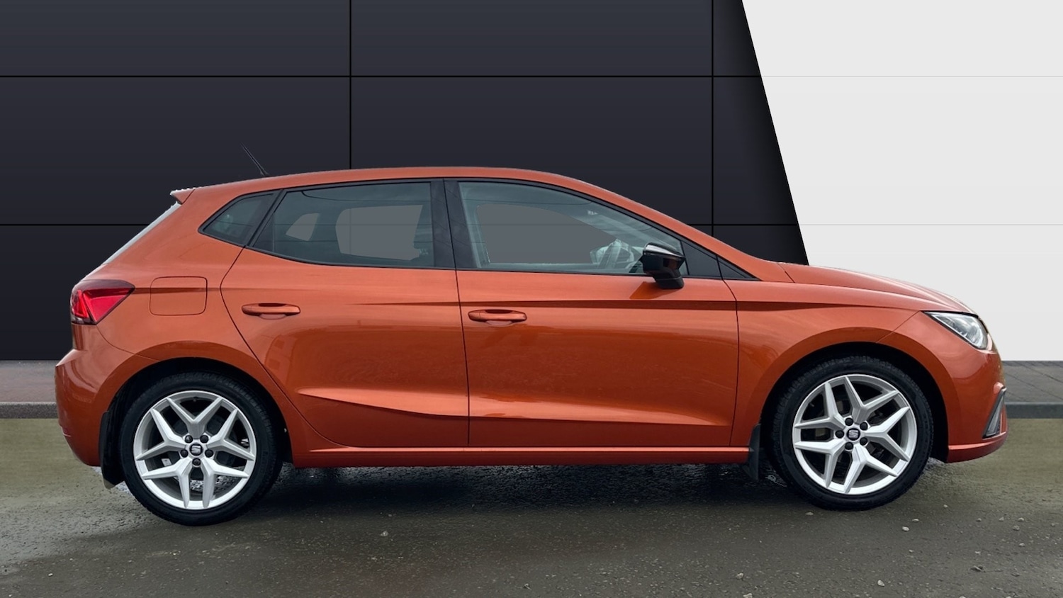 Used SEAT Ibiza 2020 for sale - 76782535: Photo 5