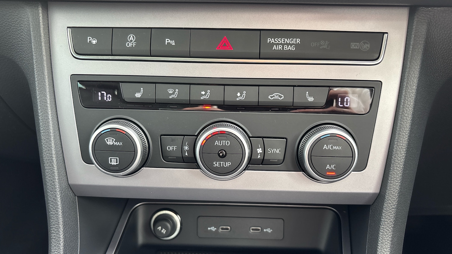 Used SEAT Ateca 2025 for sale - 75982341: Photo 13