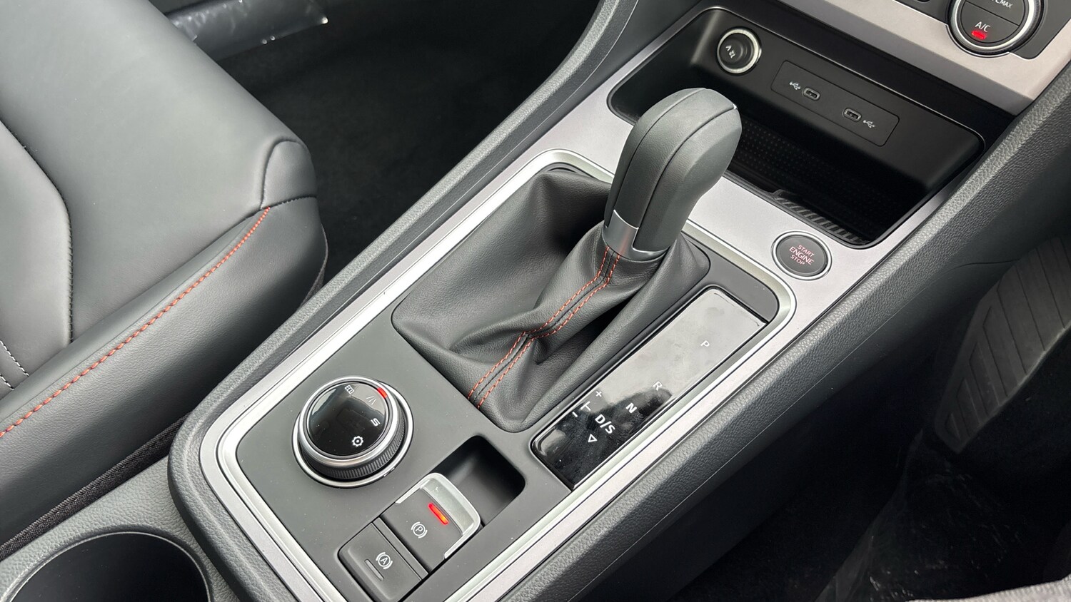 Used SEAT Ateca 2025 for sale - 75982341: Photo 14