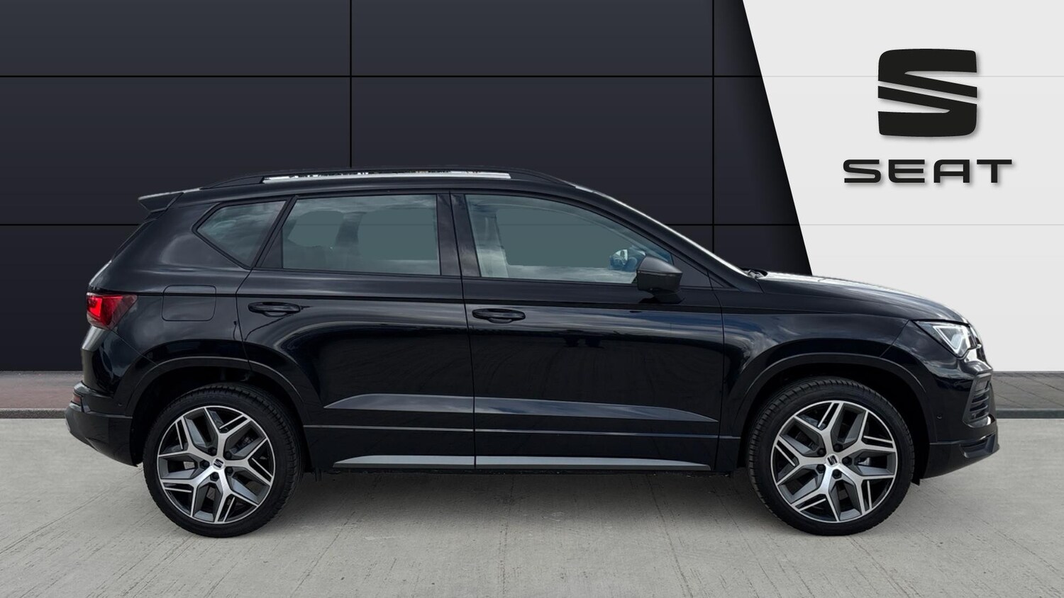 Used SEAT Ateca 2025 for sale - 75982341: Photo 4