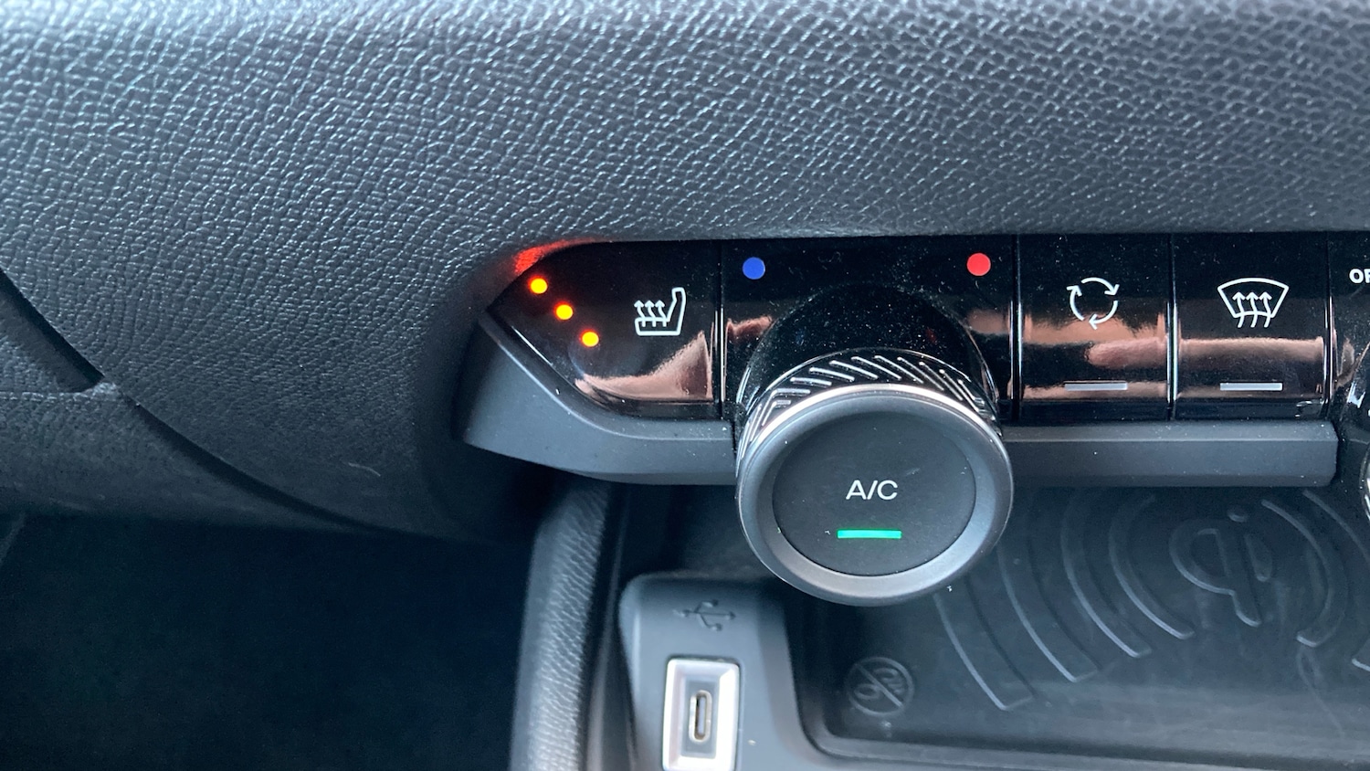 Used Citroen C4 2023 for sale - 76780037: Photo 42