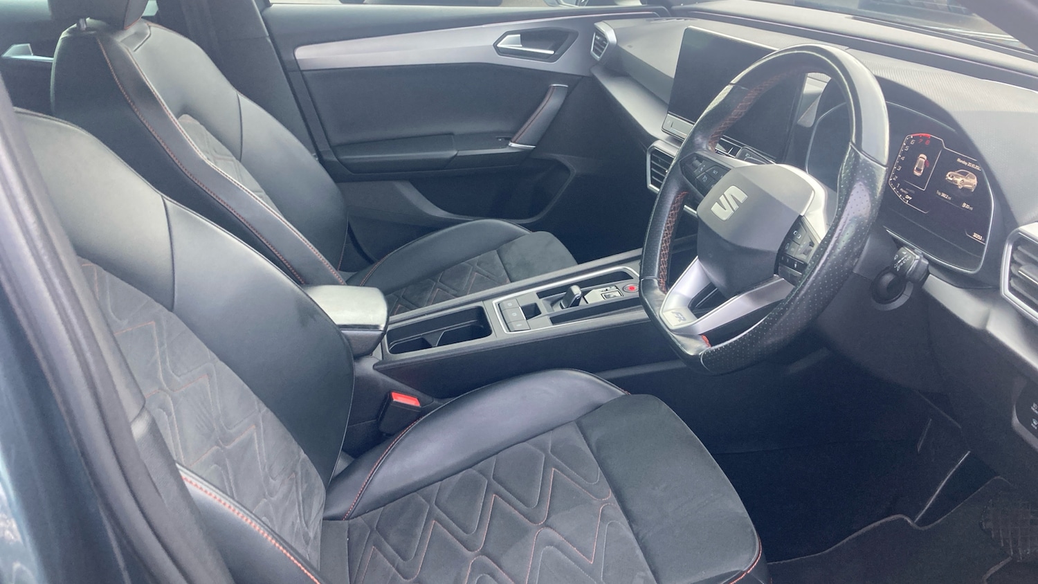 Used SEAT Leon 2022 for sale - 76384235: Photo 15