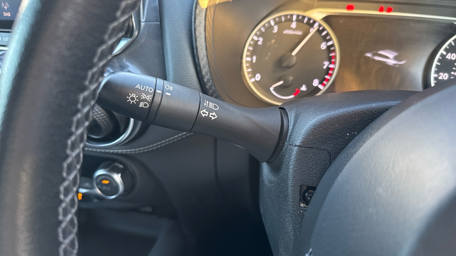 Used Nissan Juke 2020 for sale - 76782510: Photo 51