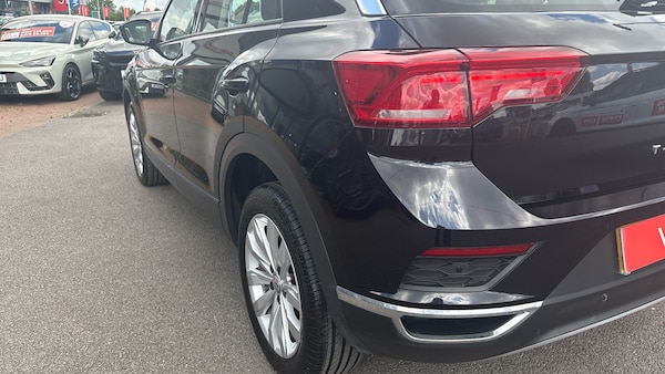 Used Volkswagen T-Roc 2020 for sale - 76232286: Photo 21