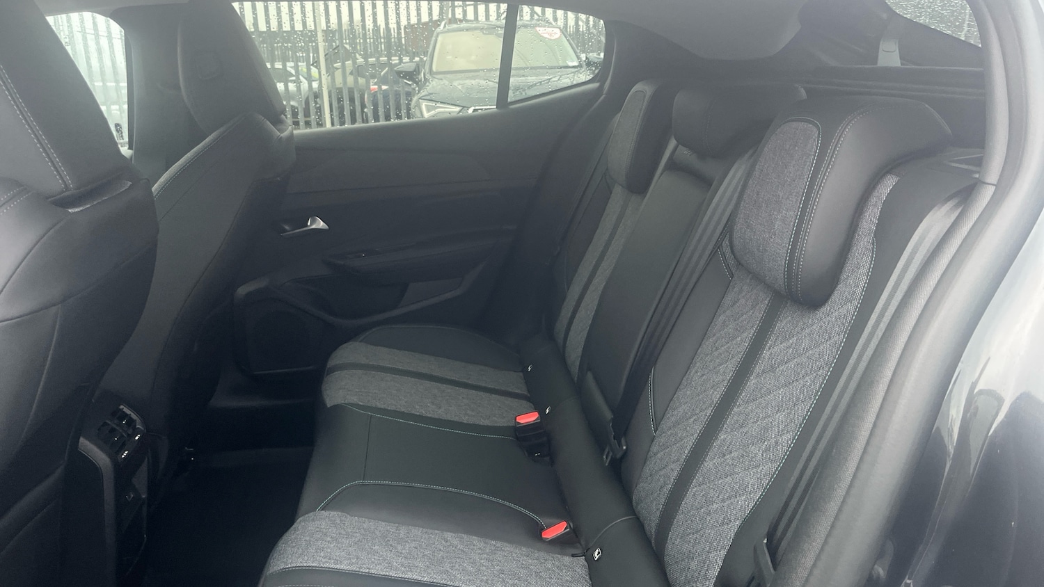 Used Peugeot 408 2023 for sale - 77116434: Photo 16