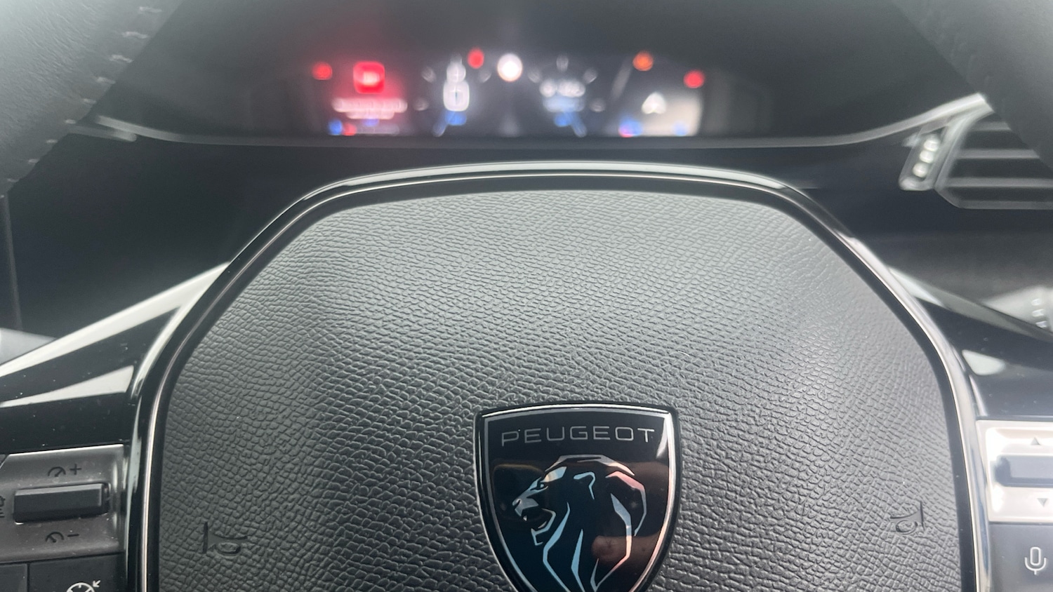 Used Peugeot 408 2023 for sale - 77116434: Photo 35