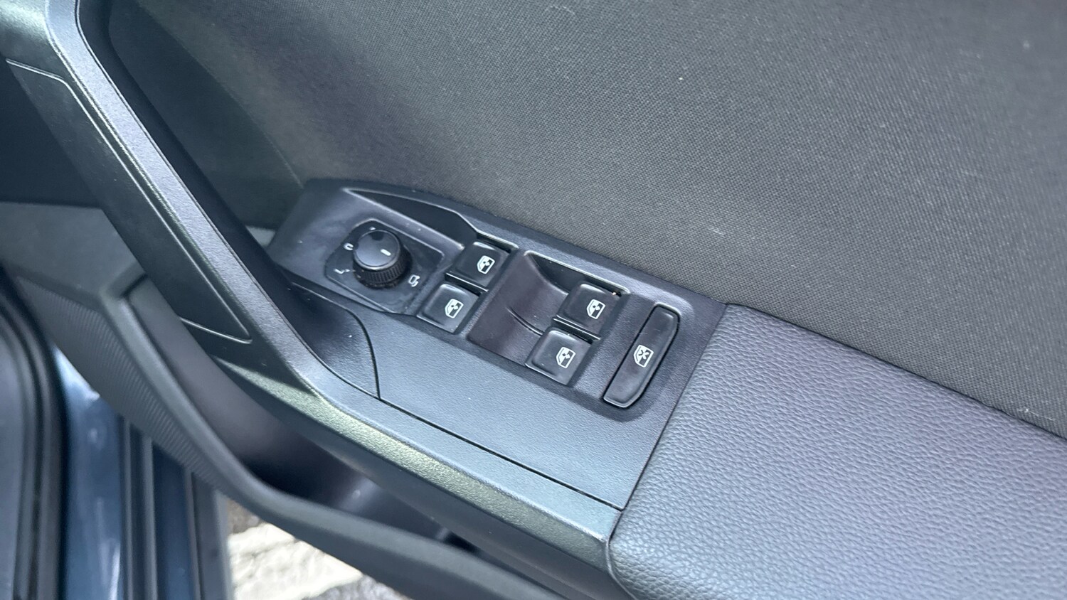 Used SEAT Arona 2024 for sale - 76922381: Photo 31