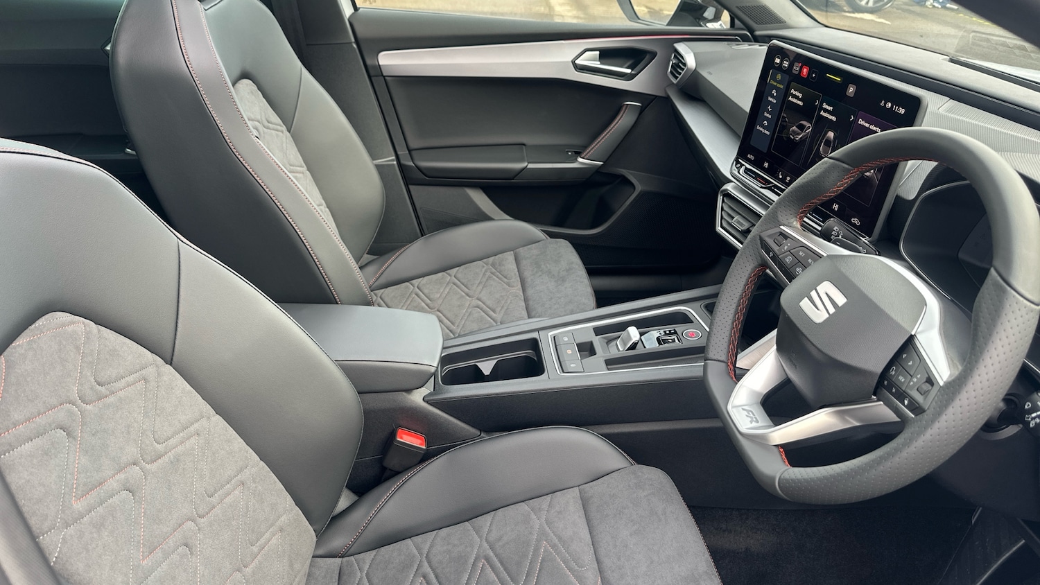 Used SEAT Leon 2025 for sale - 76504845: Photo 15