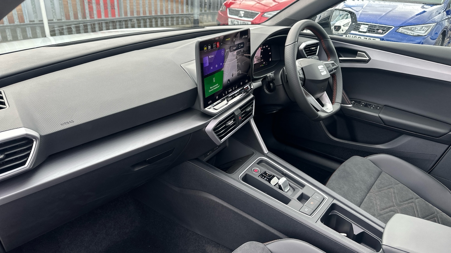 Used SEAT Leon 2025 for sale - 76504845: Photo 2