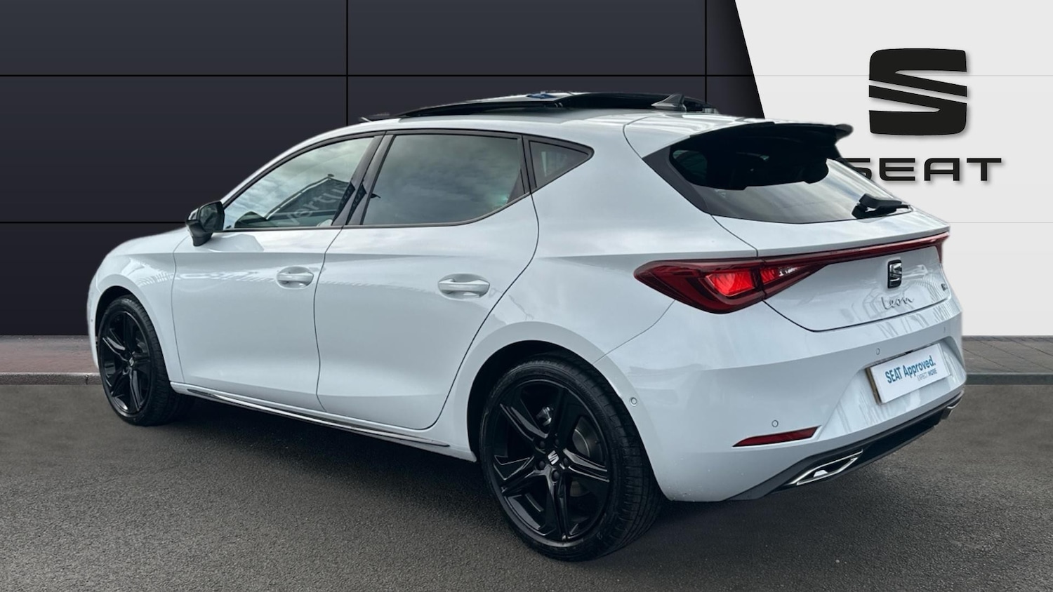 Used SEAT Leon 2025 for sale - 76504845: Photo 3