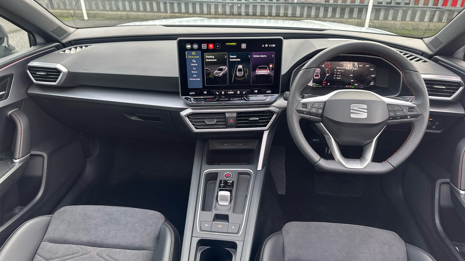 Used SEAT Leon 2025 for sale - 76504845: Photo 9