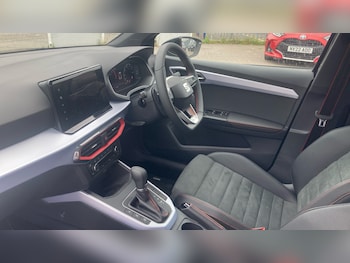 Used SEAT Arona 2025 for sale - 75982332: Photo