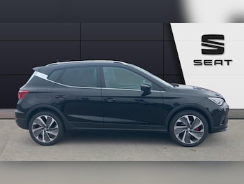 Used SEAT Arona 2025 for sale - 75982332: Photo
