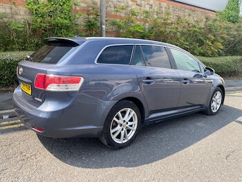Used Toyota Avensis 2011 for sale - 79236512: Photo