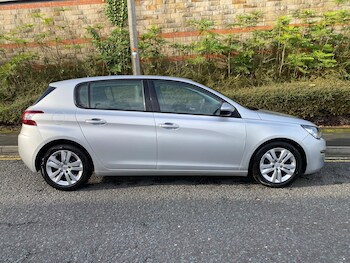 Used Peugeot 308 2014 for sale - 79236486: Photo