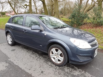 Used Vauxhall Astra 2010 for sale - 79236075: Photo
