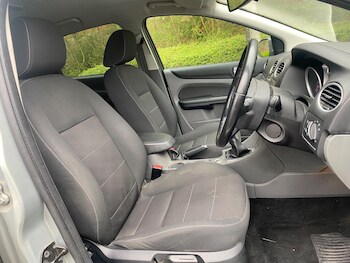 Used Ford Focus 2010 for sale - 79236629: Photo
