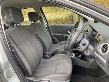 Used Renault Clio 2010 for sale - 79236601: Photo