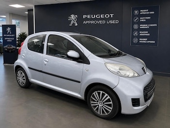Used Peugeot 107 2010 for sale - 79564982: Photo
