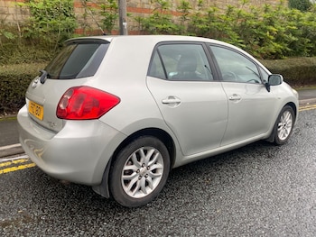 Used Toyota Auris 2009 for sale - 79236144: Photo