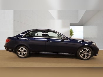Used Mercedes-Benz E Class 2014 for sale - 79453371: Photo