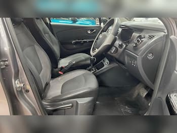 Used Renault Captur 2015 for sale - 79859758: Photo