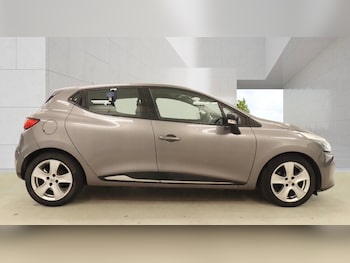 Used Renault Clio 2015 for sale - 79259905: Photo