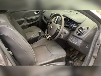 Used Renault Clio 2015 for sale - 79259905: Photo